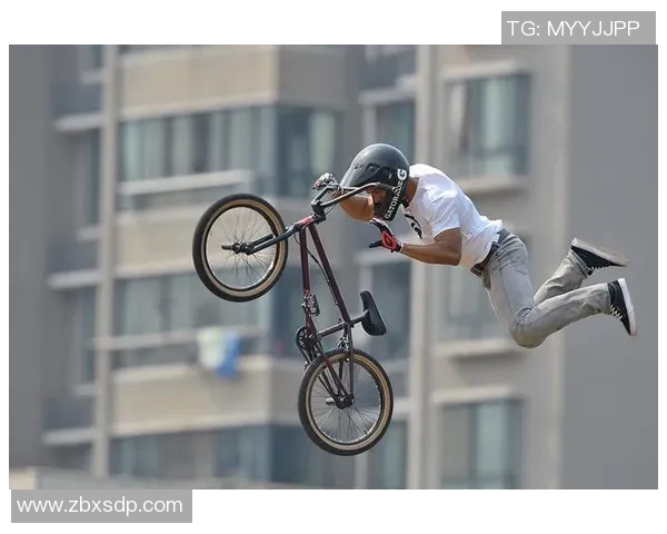 深圳城市马拉松赛评析：极限运动队战术运用与表现探讨